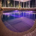 Open Space - Location Per Eventi 2 Piscine Riscaldate - Villa *