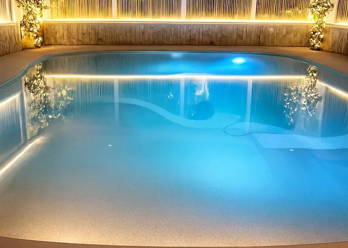 Open Space - Location Per Eventi 2 Piscine Riscaldate - 别墅 *