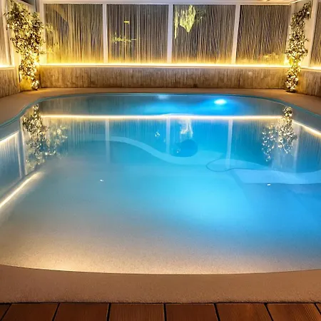 Open Space - Location Per Eventi 2 Piscine Riscaldate - 别墅 *